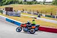 Vintage-motorcycle-club;eventdigitalimages;mallory-park;mallory-park-trackday-photographs;no-limits-trackdays;peter-wileman-photography;trackday-digital-images;trackday-photos;vmcc-festival-1000-bikes-photographs